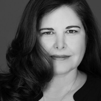 2026 Master Class:  Bring Your Narrative Problems to Lisa Unger (Morning)